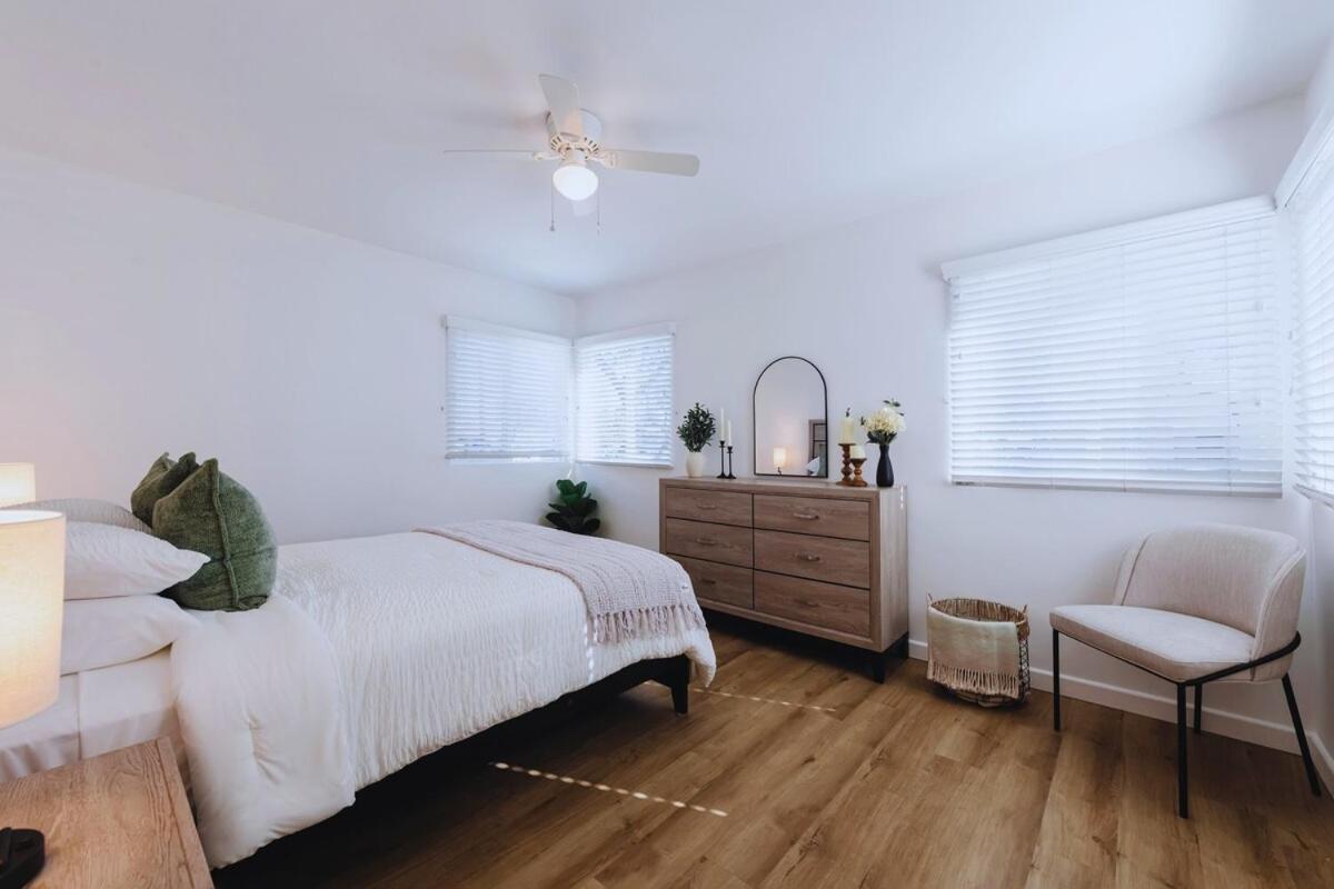 Cozy Modern 3 Bed 1 Bath Home - Pet Friendly! Lawndale Exterior photo