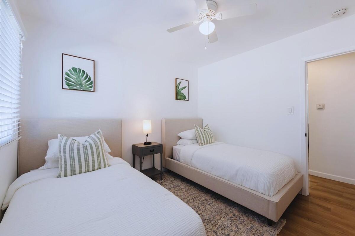 Cozy Modern 3 Bed 1 Bath Home - Pet Friendly! Lawndale Exterior photo