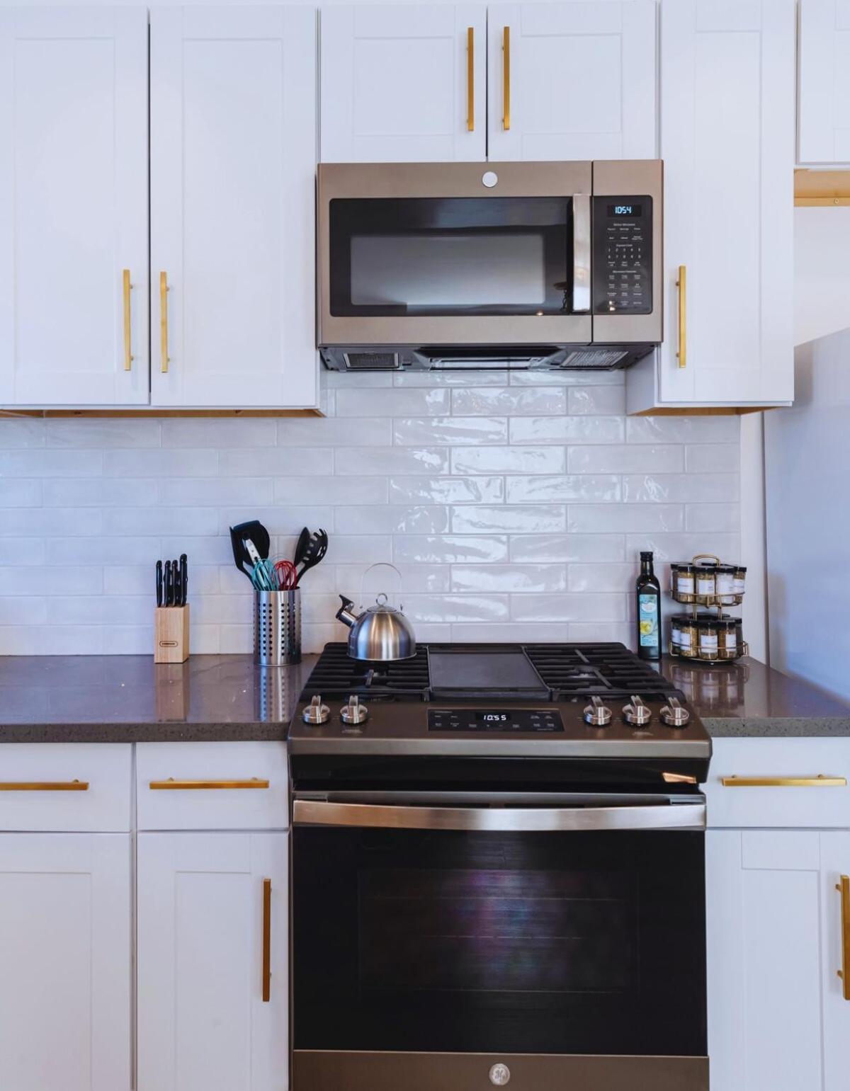 Cozy Modern 3 Bed 1 Bath Home - Pet Friendly! Lawndale Exterior photo